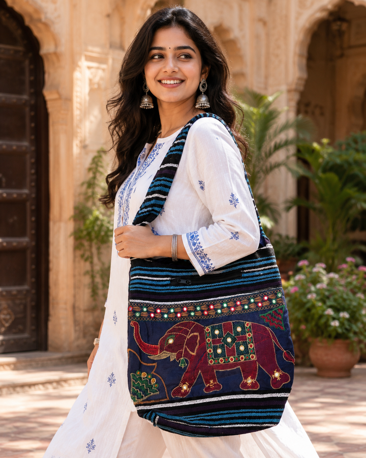 SLING BAG